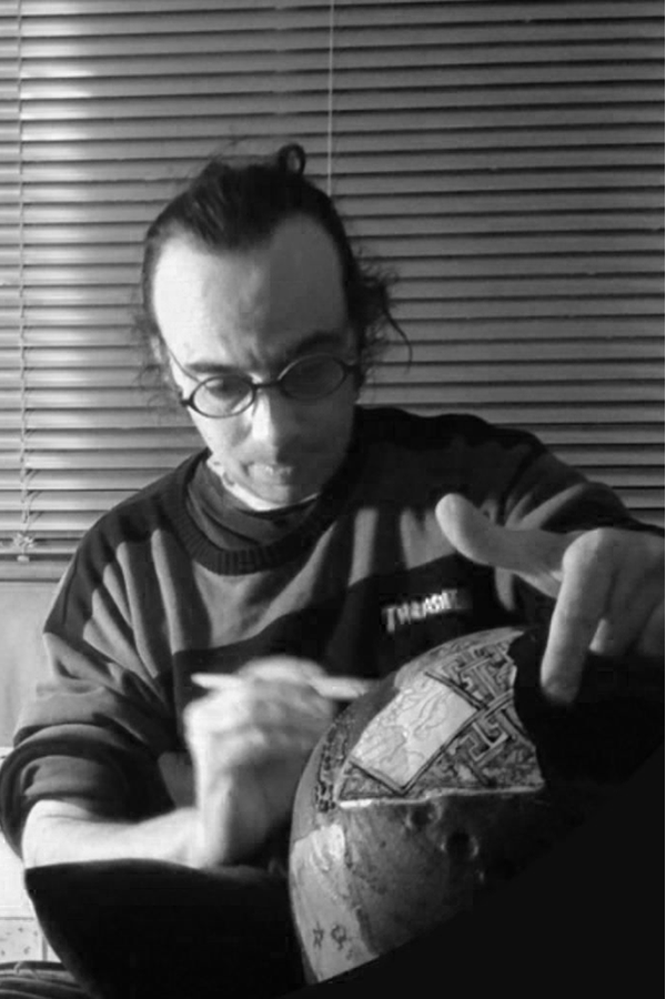 Aaron Scythe portrait ceramicist